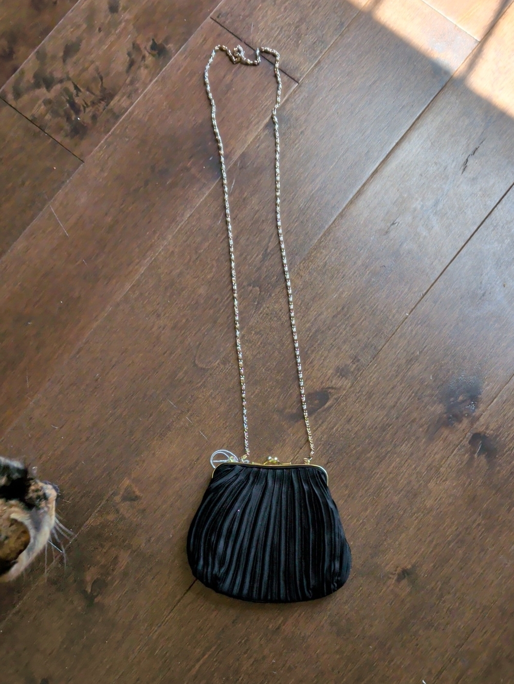 Elegant Black Pleated Evening Crossbody Bag with Gold Chain